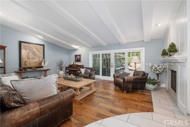 Detail Gallery Image 7 of 53 For 12261 Browning Ave, North Tustin,  CA 92705 - 5 Beds | 4/1 Baths