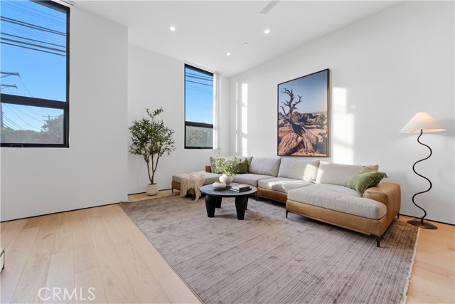 11702 Charnock Road photo 3