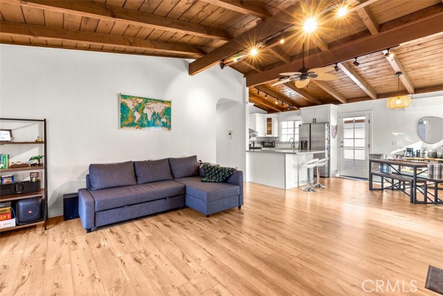 Detail Gallery Image 9 of 26 For 413 Roxdale, La Puente,  CA 91744 - 4 Beds | 2 Baths