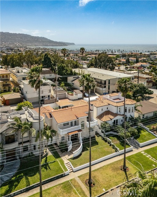 608 Knob Hill Avenue, Redondo Beach, California 90277, 3 Bedrooms Bedrooms, ,2 BathroomsBathrooms,Residential,For Sale,Knob Hill,SB26073677