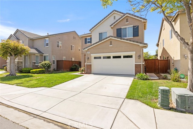 Detail Gallery Image 3 of 50 For 1691 Dennison Dr, Perris,  CA 92571 - 4 Beds | 2/1 Baths