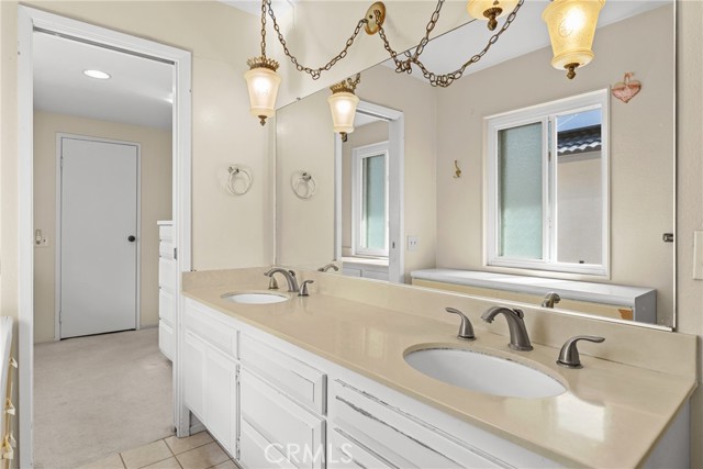 Detail Gallery Image 30 of 45 For 24621 Artemia, Mission Viejo,  CA 92691 - 4 Beds | 3 Baths