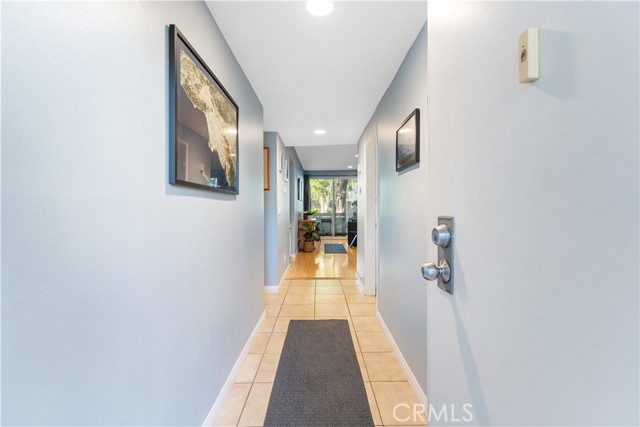 Detail Gallery Image 2 of 23 For 4242 Stansbury Ave #106,  Sherman Oaks,  CA 91423 - 2 Beds | 2 Baths