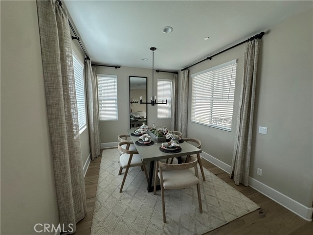 Detail Gallery Image 8 of 21 For 6600 Gotto Ln., Fontana,  CA 92336 - 4 Beds | 3 Baths