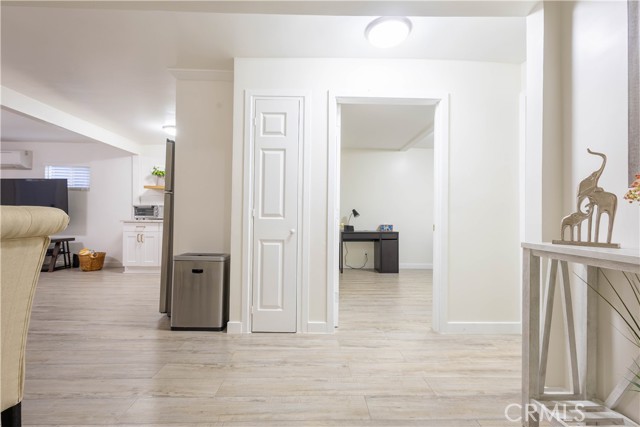3720 S St Andrews Place, Los Angeles CA: https://media.crmls.org/medias/20e9d430-0c05-4215-a21f-32fda140a0e7.jpg