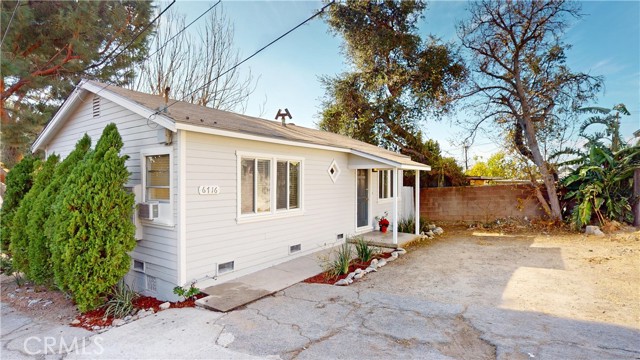 Detail Gallery Image 8 of 26 For 6714 Valmont St, Tujunga,  CA 91042 - – Beds | – Baths