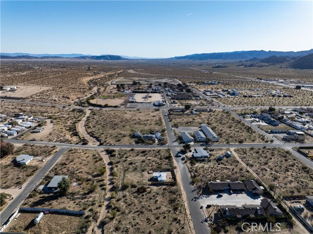 Detail Gallery Image 21 of 23 For 61954 Plaza Rd, Joshua Tree,  CA 92252 - – Beds | – Baths