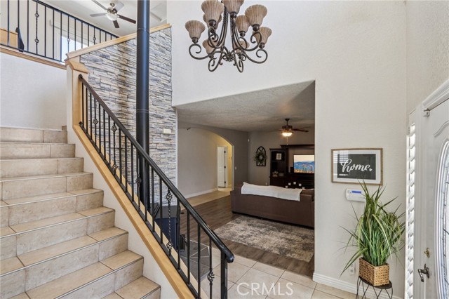 8294 Aster Road, Oak Hills CA: https://media.crmls.org/medias/20edb797-8413-49b0-b8a7-8ac24b395d45.jpg