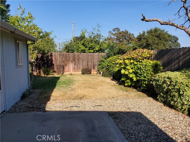 76 Orchardcrest Drive, Oroville CA: https://media.crmls.org/medias/20ee7035-ee36-4dc1-a61d-a6f282ca5f49.jpg