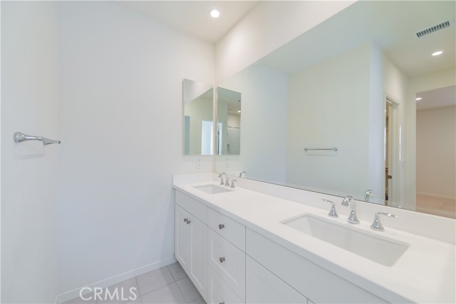 Detail Gallery Image 24 of 27 For 113 Messenger, Irvine,  CA 92618 - 3 Beds | 2/1 Baths