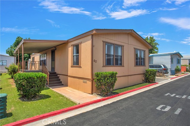 350 S Willow Avenue, Rialto CA: https://media.crmls.org/medias/20f14dee-eb3c-4ae2-b537-3c7bab997c67.jpg