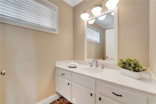 Detail Gallery Image 11 of 34 For 24419 Kingston Ct, Laguna Hills,  CA 92653 - 2 Beds | 2/1 Baths