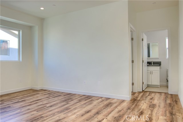 6522 Brynhurst Ave, Los Angeles CA: https://media.crmls.org/medias/20f24ea2-479e-49cd-9df4-f07694154ca6.jpg