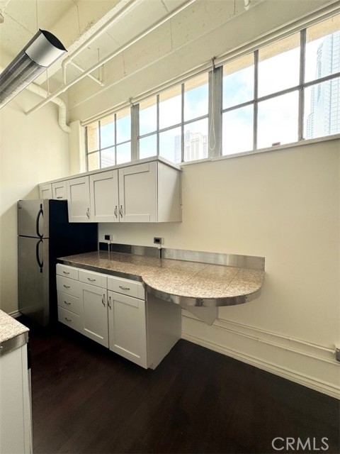 Detail Gallery Image 6 of 8 For 312 W 5th St #426,  Los Angeles,  CA 90013 - 1 Beds | 1 Baths