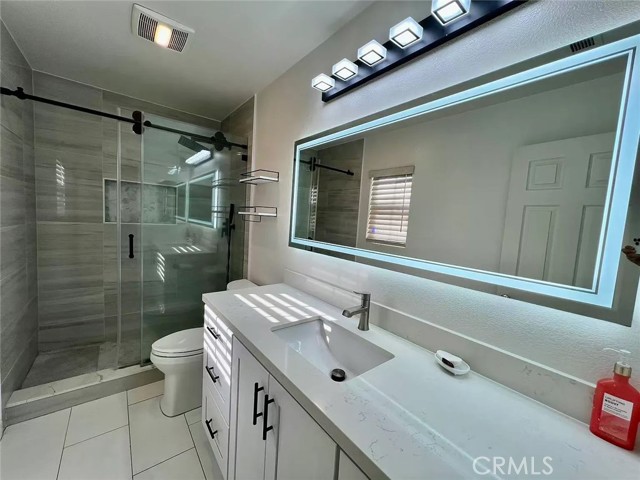 Detail Gallery Image 18 of 21 For 21 New Jersey, Irvine,  CA 92606 - 5 Beds | 3 Baths