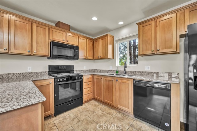 Detail Gallery Image 15 of 32 For 20967 Saint Stephens Ave, Middletown,  CA 95461 - 3 Beds | 2 Baths