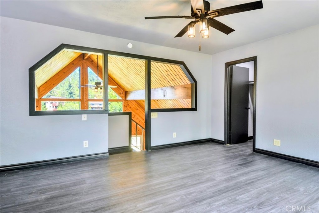 MLS #IV25133674 image #23