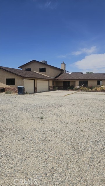 Detail Gallery Image 5 of 33 For 2910 Silver Ridge Dr, Pinon Hills,  CA 92372 - 4 Beds | 3 Baths