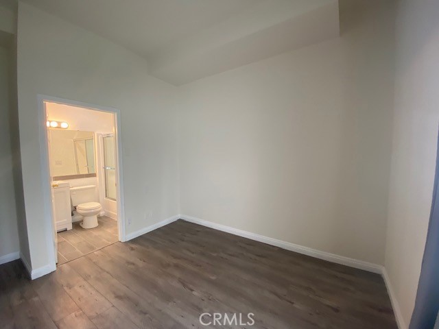 Detail Gallery Image 17 of 22 For 14948 Moorpark St #101,  Sherman Oaks,  CA 91403 - 3 Beds | 3/1 Baths