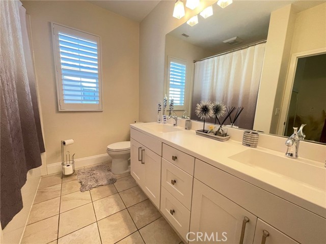 Detail Gallery Image 12 of 16 For 115 Waterleaf, Irvine,  CA 92620 - 3 Beds | 2/1 Baths