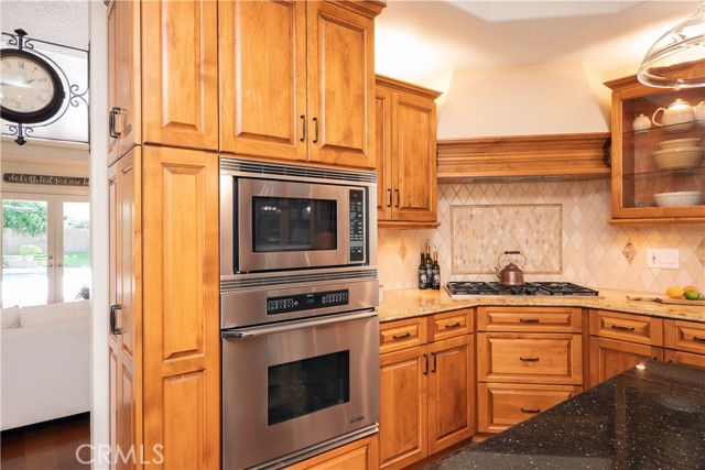 Image 14 of 75 For 2372 Shadow Hill Drive