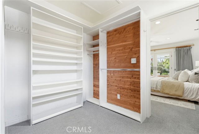 Detail Gallery Image 27 of 39 For 1025 N Screenland Dr, Burbank,  CA 91505 - 3 Beds | 2 Baths