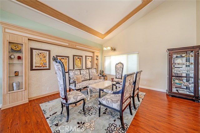 Detail Gallery Image 6 of 51 For 1520 via Los Coyotes, La Habra,  CA 90631 - 5 Beds | 3 Baths