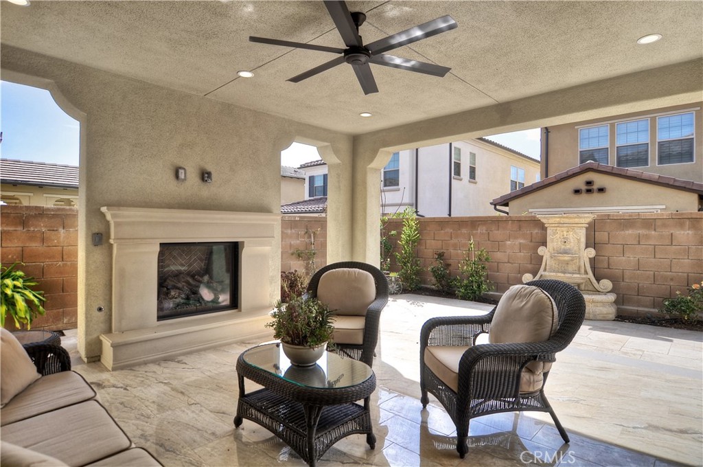 MLS #OC25228348 image #25