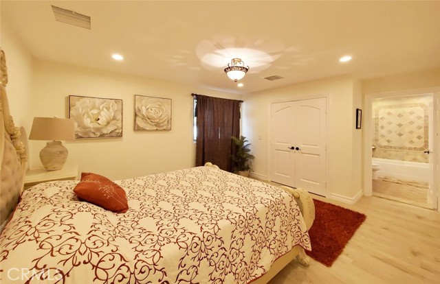 Detail Gallery Image 23 of 45 For 11947 Iredell St, Studio City,  CA 91604 - 7 Beds | 8 Baths