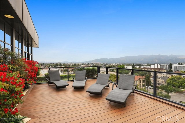 Detail Gallery Image 18 of 24 For 343 Pioneer Dr #605,  Glendale,  CA 91203 - 2 Beds | 2 Baths