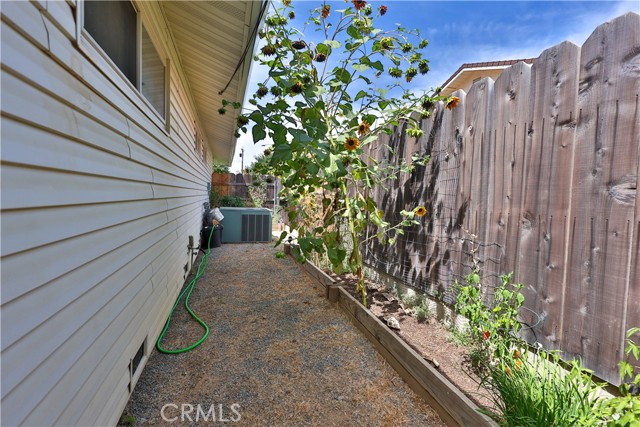 471 Stanmar Drive, Corning CA: https://media.crmls.org/medias/20f833e8-7d25-45cd-ba9c-bcec8fdb9a87.jpg