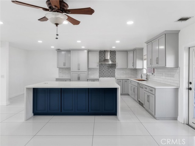 Detail Gallery Image 19 of 60 For 10660 Ranchero, Oak Hills,  CA 92344 - 4 Beds | 3 Baths