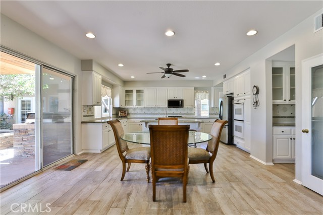 Detail Gallery Image 2 of 71 For 3505 Sunmeadow Cir, Corona,  CA 92881 - 6 Beds | 4 Baths