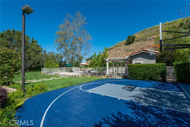Detail Gallery Image 2 of 40 For 25473 Cumberland Ln, Calabasas,  CA 91302 - 6 Beds | 7/1 Baths