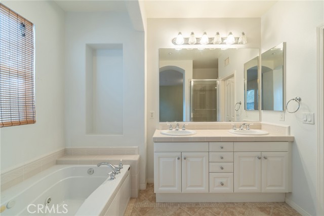 Detail Gallery Image 31 of 49 For 6267 Pacific Pointe Dr, Huntington Beach,  CA 92648 - 3 Beds | 2/1 Baths