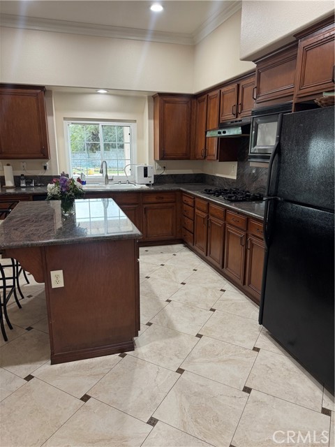 Detail Gallery Image 7 of 17 For 6248 Preakness, Rancho Cucamonga,  CA 91739 - 5 Beds | 3 Baths