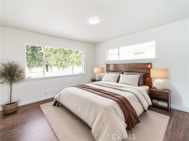 17067 Sunburst Street, Sherwood Forest, California 91325, 3 Bedrooms Bedrooms, ,2 BathroomsBathrooms,Single Family Residence,For Sale,Sunburst,GD24056525
