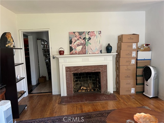 14418 Tiara Street, Van Nuys CA: https://media.crmls.org/medias/20fcfa74-e6fc-4d26-9b00-f5059ed6ec2f.jpg