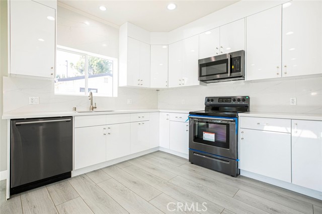 Detail Gallery Image 12 of 40 For 16646 Lahey St, Granada Hills,  CA 91344 - 3 Beds | 2 Baths