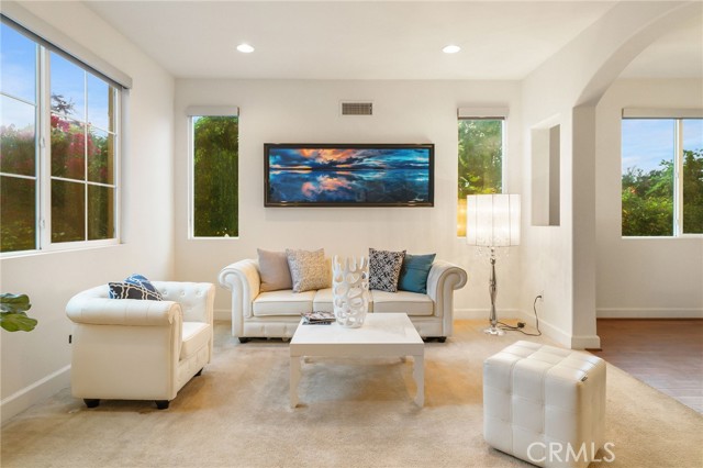 18141 Topham Street, Tarzana CA: https://media.crmls.org/medias/20fe5784-3528-4125-aa6a-c4400a6a9d52.jpg