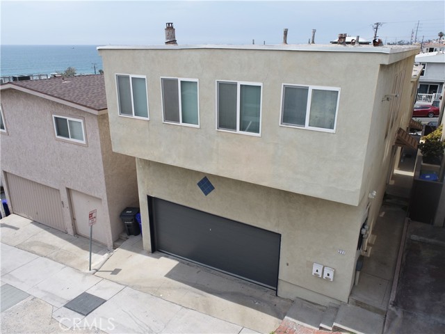 220 Rosecrans Avenue, Manhattan Beach, California 90266, ,Residential Income,Sold,Rosecrans,SB22019345