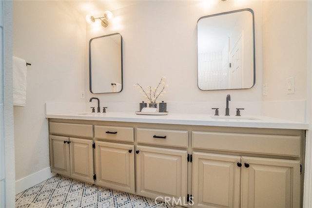 Detail Gallery Image 20 of 31 For 13627 Scenic Crest Dr, Yucaipa,  CA 92399 - 4 Beds | 2/1 Baths