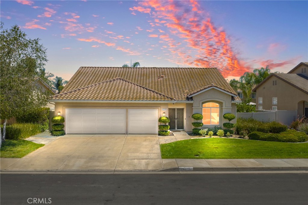 42370 Circulo Cavinara