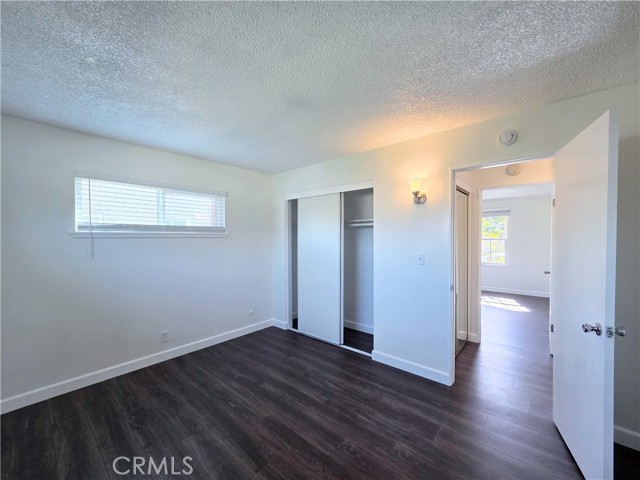 Image 19 of 27 For 5611 Orange Ave