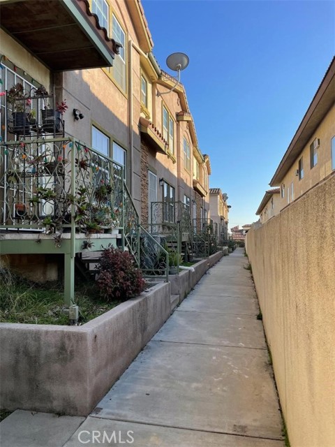 Detail Gallery Image 12 of 17 For 8858 Marshall St #105,  Rosemead,  CA 91770 - 4 Beds | 3 Baths