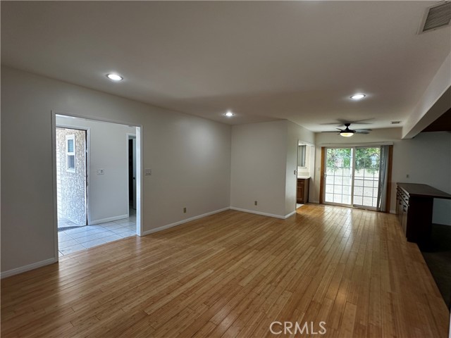 Detail Gallery Image 5 of 24 For 22933 Adolph Ave, Torrance,  CA 90505 - 3 Beds | 2 Baths