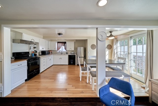 4117 E Theresa Street, Long Beach CA: https://media.crmls.org/medias/2101cce8-d05f-404a-93cb-5737791b22ac.jpg
