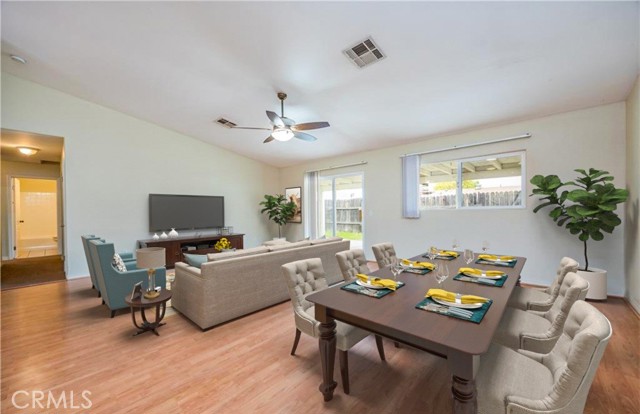 5420 Chiquita Lane, San Bernardino CA: https://media.crmls.org/medias/21020482-a557-4750-bc36-cb3f62e46efe.jpg