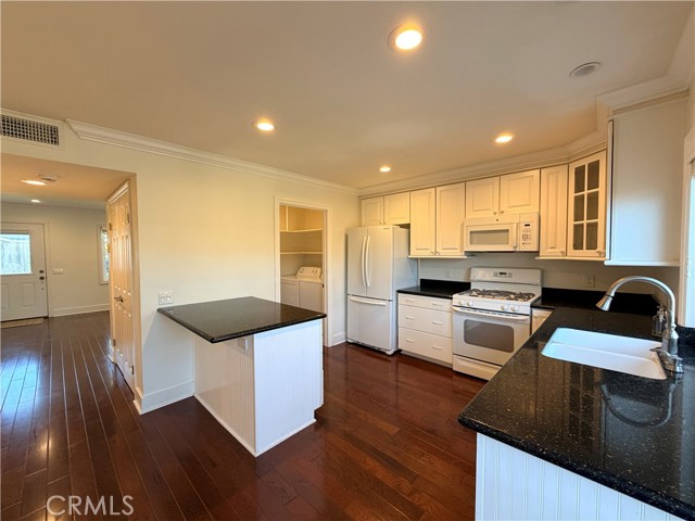 Detail Gallery Image 7 of 18 For 58 Eagle Run, Irvine,  CA 92614 - 3 Beds | 1/1 Baths