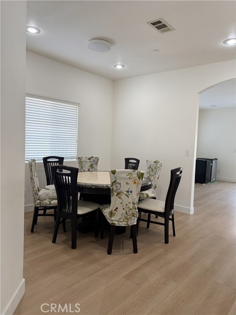 Detail Gallery Image 13 of 49 For 4941 W 130th, Hawthorne,  CA 90250 - 4 Beds | 4 Baths